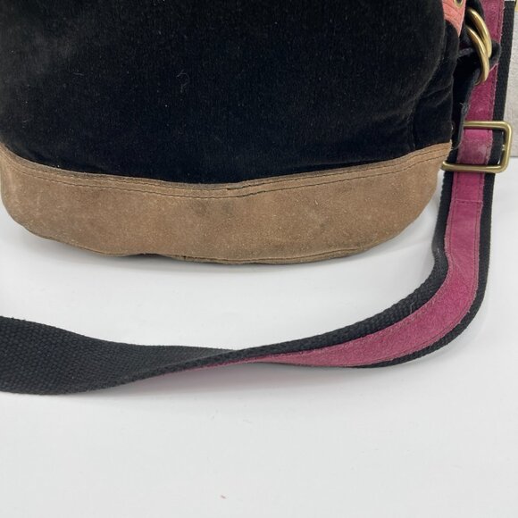 Lucky Brand Vintage Velvet and Suede Embroidered Boho Large Shoulder Bucket Bag - Picture 6 of 16